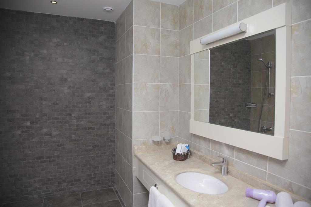 Black Mount Hotel 4*